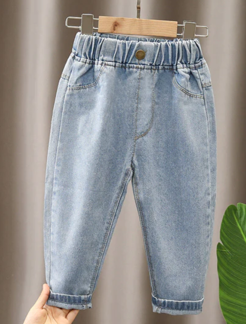 Boys jeans 2022 spring wear new simple and handsome children's pants baby spring and autumn Korean version of children's casual pants