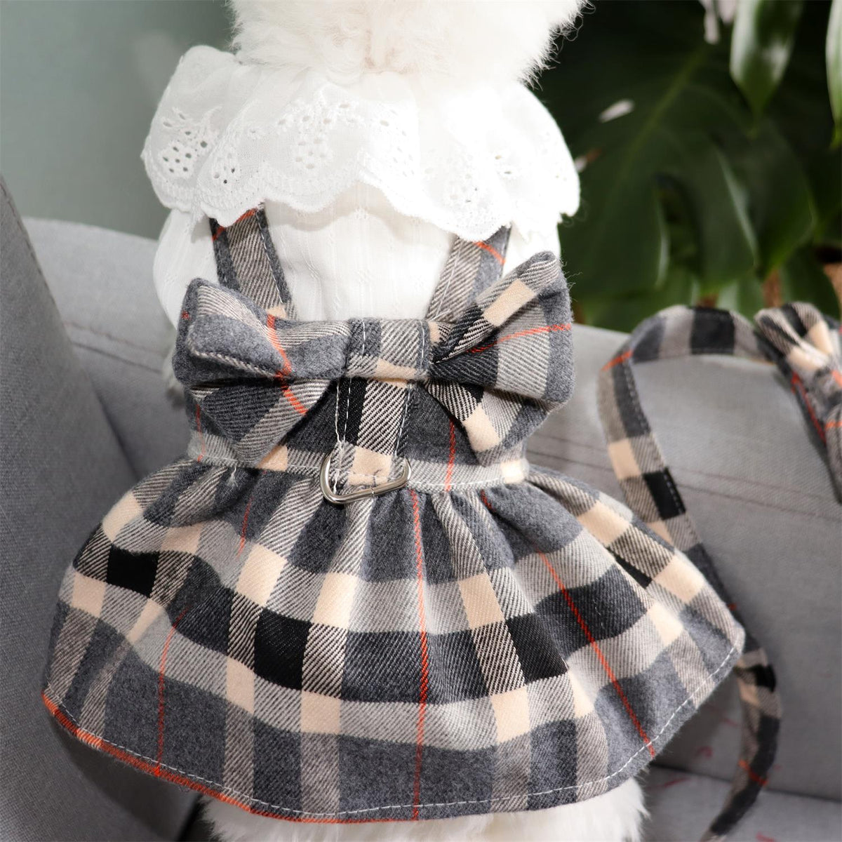 Dog spring summer autumn skirt with lead rope net red princess dress summer dress Teddy bear pet cat clothes