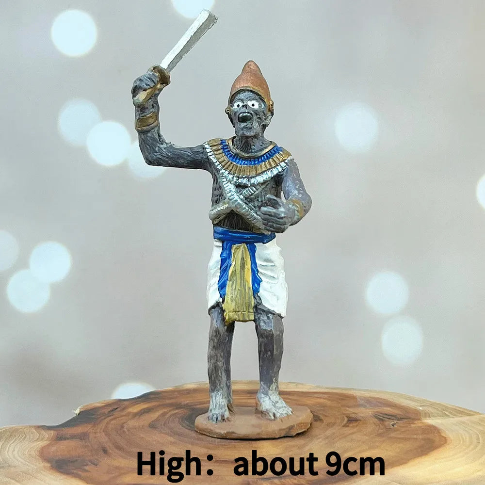 Miniature Resin Character Figurines, Multi-Style Tiny People Statues, Diorama Scene Layout Souvenir & Collectible
