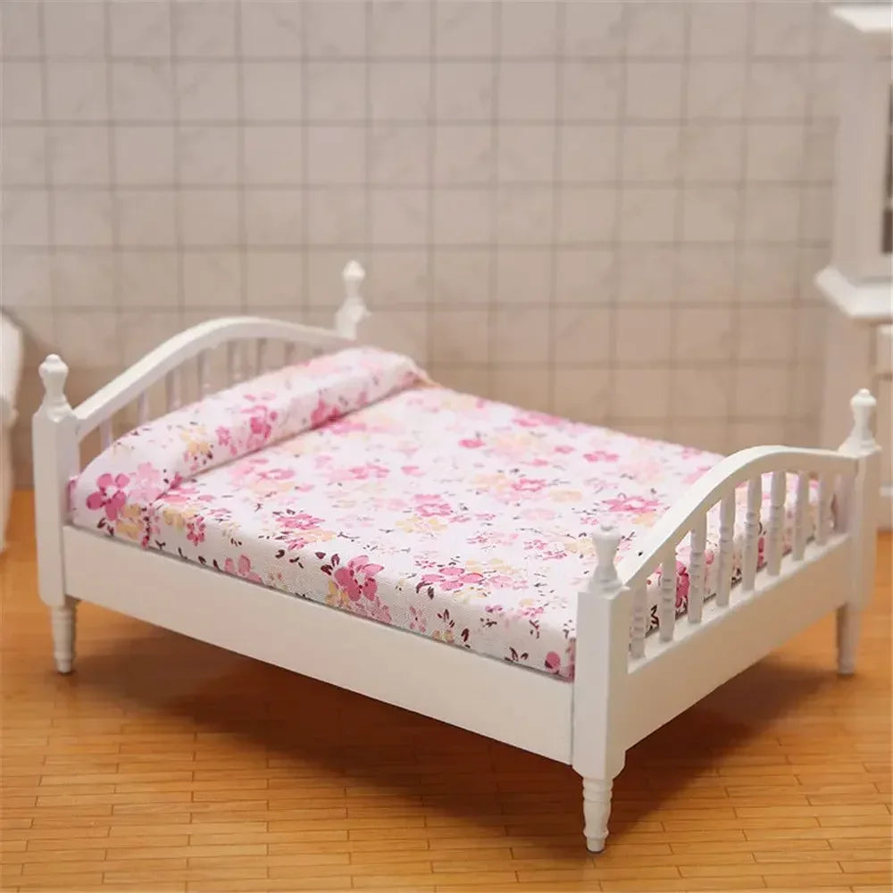 Miniature Dollhouse Bed & Bedside Table Set