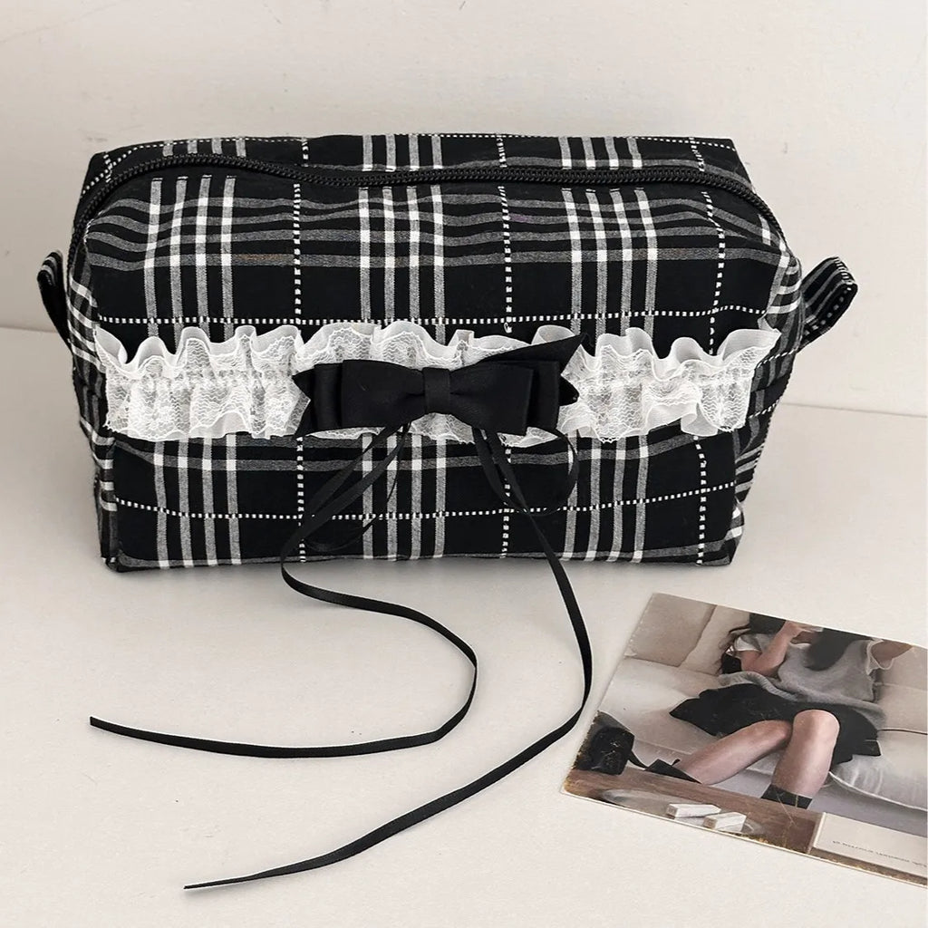 Lace Bow Canvas Makeup Bag