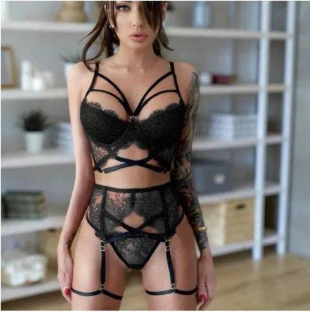 Women's Lace Bra, Panty & Garter Lingerie Set
