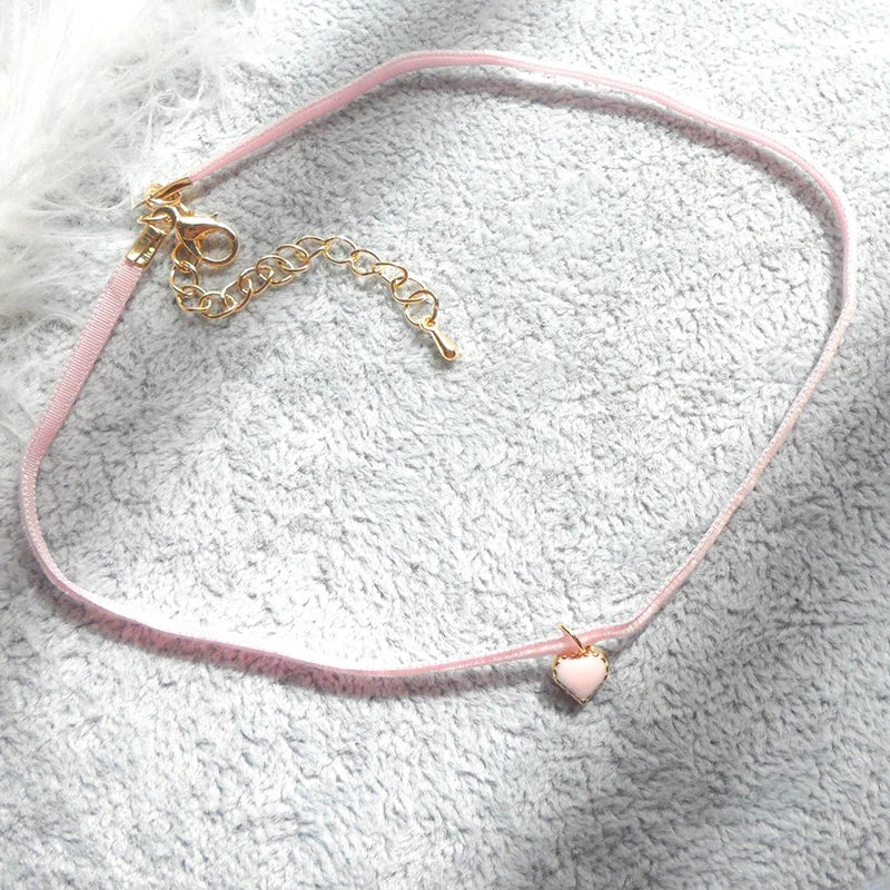 Women's Pink Lace Pearl Pendant Choker