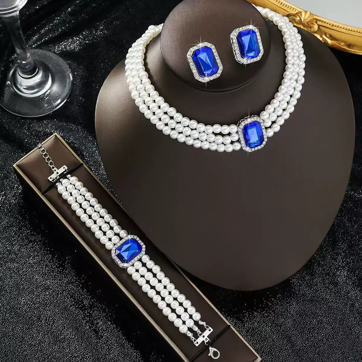 White Pearl Bridal Necklace, Bracelet & Earring Set