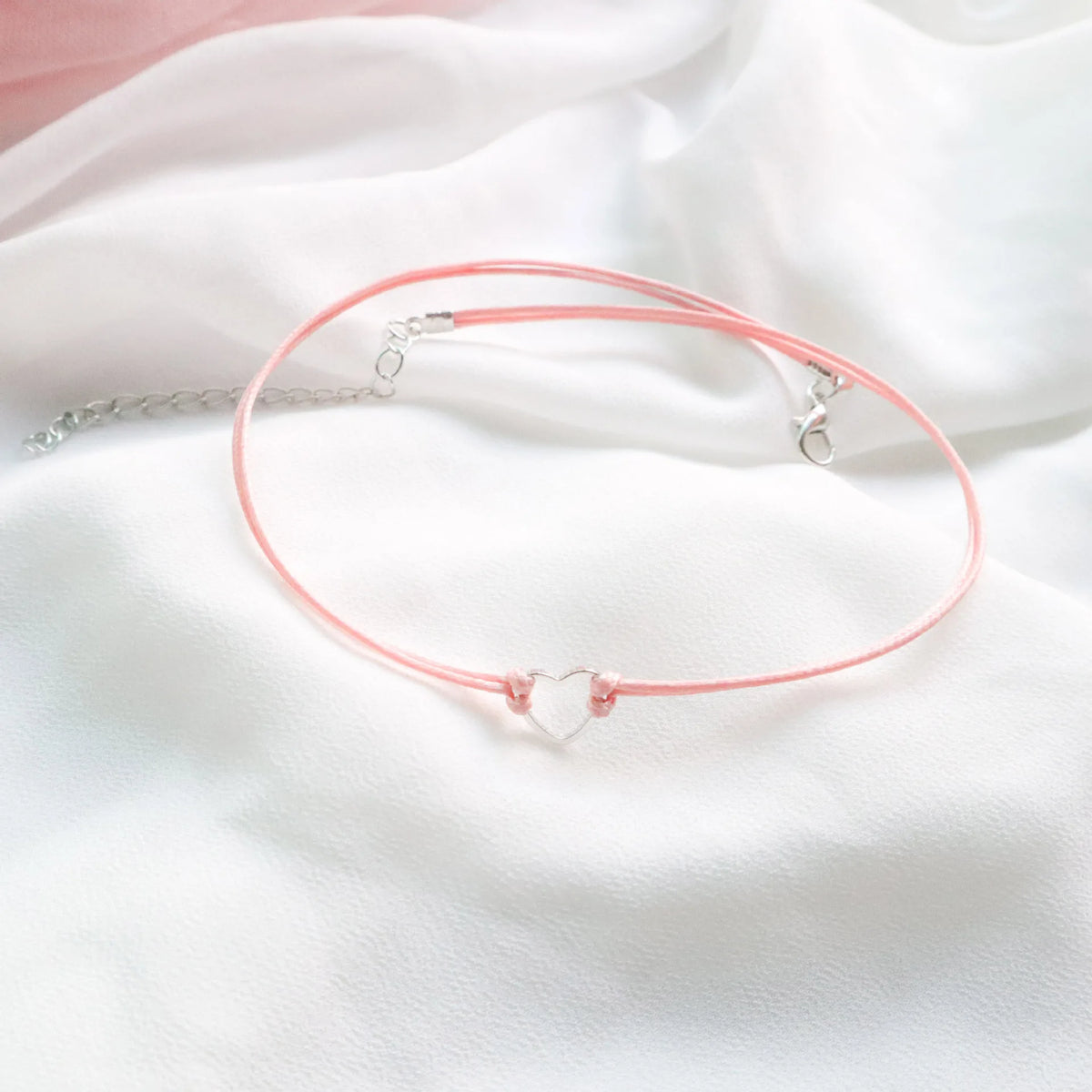 Women's Pink Lace Pearl Pendant Choker
