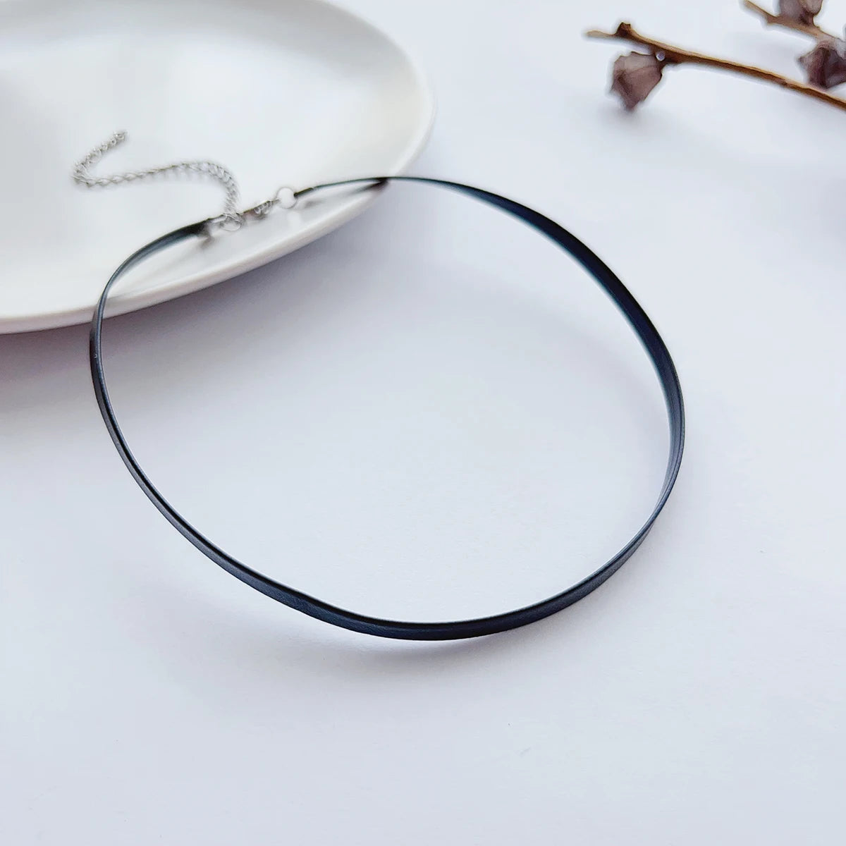 Dark punk sexy black PU choker collarbone chain Short Choker neck with collar necklace necklace women's neck accessories