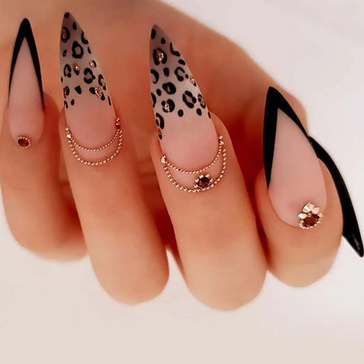 24Pcs French Fake Nail with Leopard Print Design Long Stiletto False Nails Wearabe Almond Press on Nails Full Cover Nail Tips