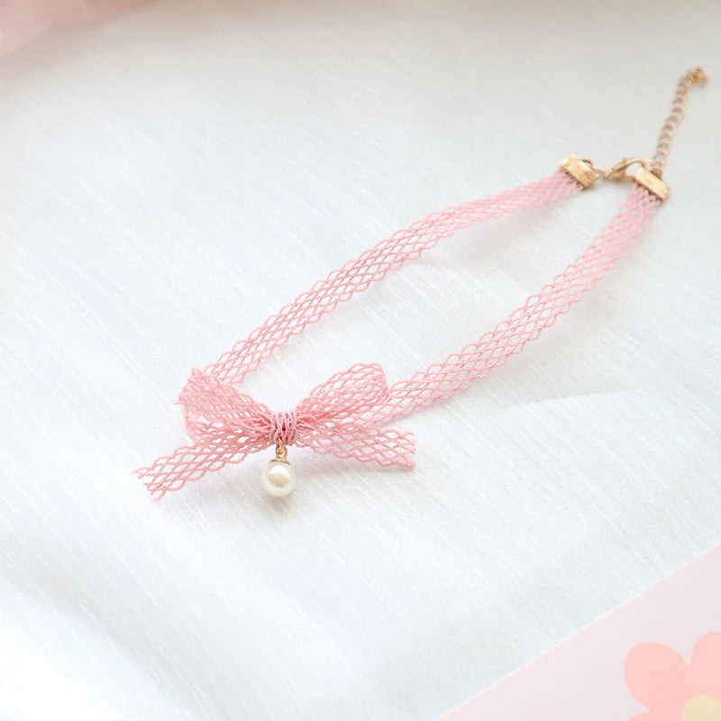 Women's Pink Lace Pearl Pendant Choker