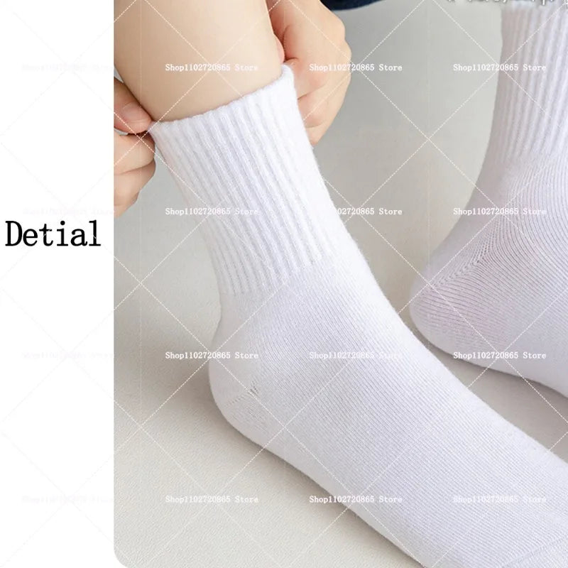 Snoopys Socks Cute Cartoon Anime Print Crew Socks Unisex All Season Breathable Soft Casual Sport Daily Wear Long Stockings Gift