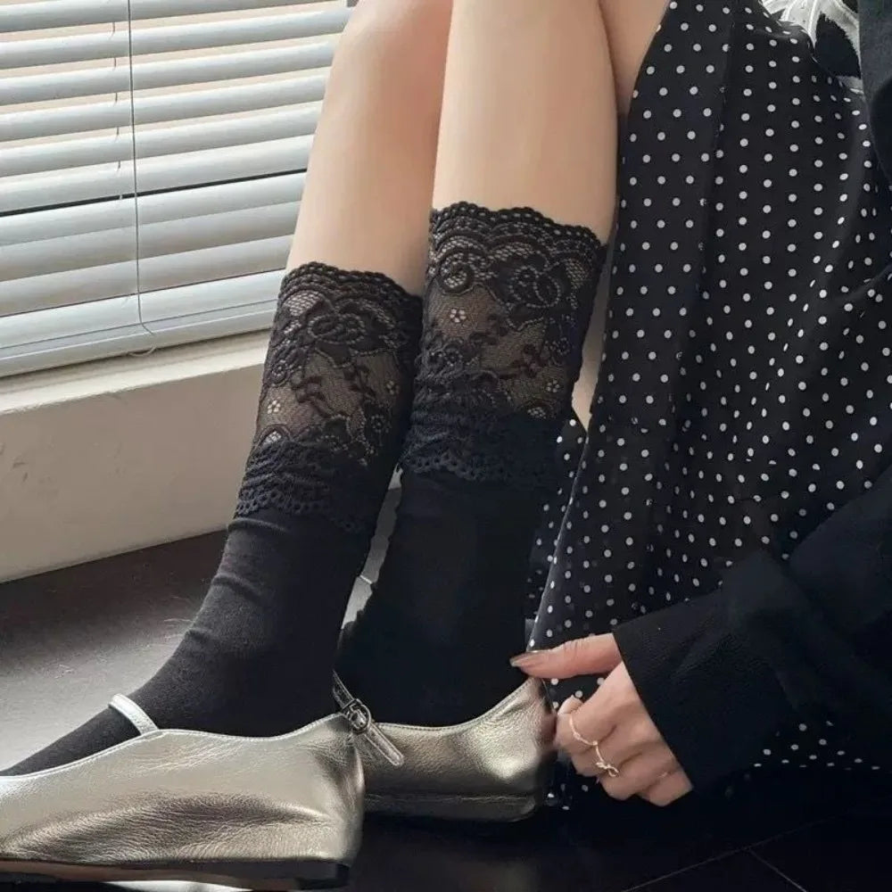 Warm Lace Design Thigh High Socks Knee High Pairs Lace Socks Warm Material Black White Lolita Stockings for Girls