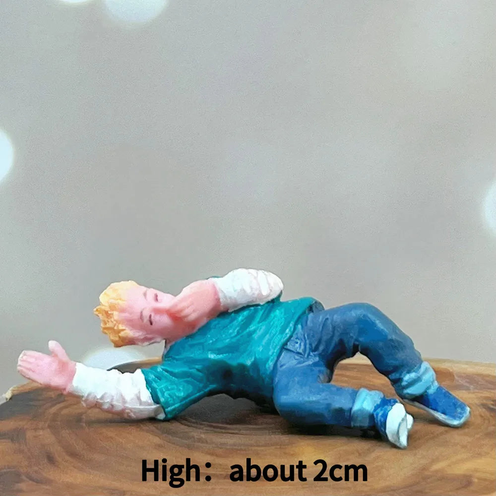 Miniature Resin Character Figurines, Multi-Style Tiny People Statues, Diorama Scene Layout Souvenir & Collectible