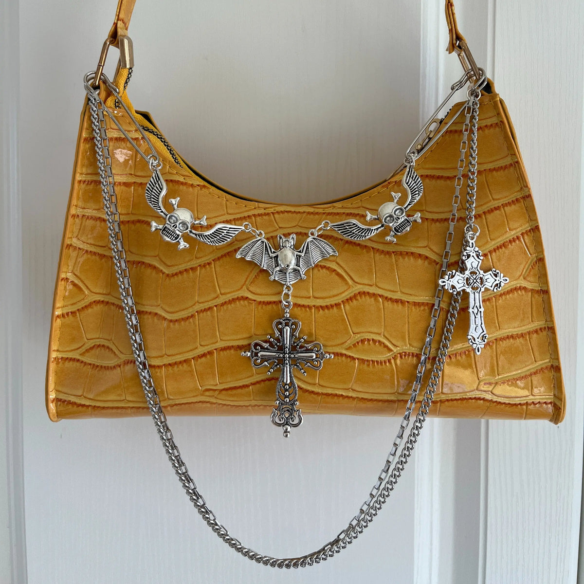 Gothic Skull Chain Shoulder Bag
