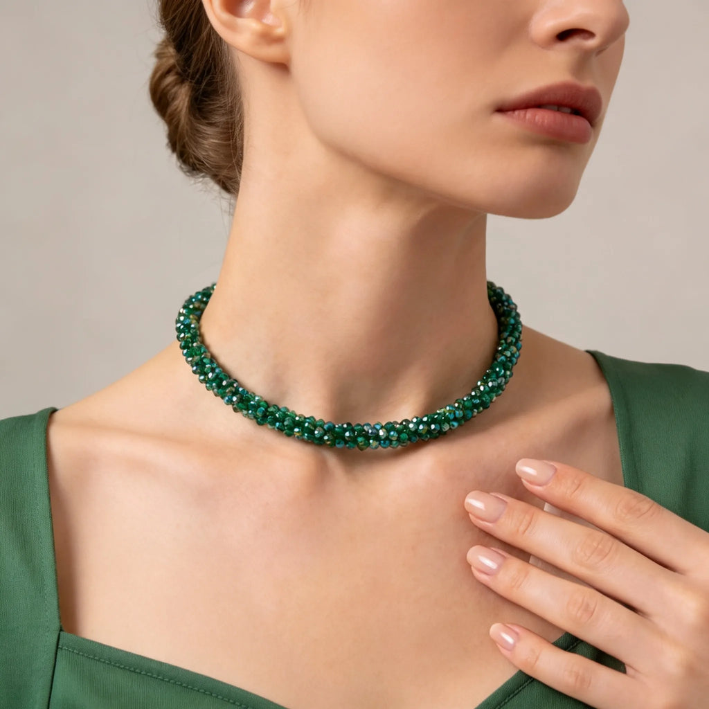 Exaggerated Beaded Choker Necklace Design Bead Chain Magnetic Lock Necklaces for Women Fresh Boho Sweet Neck Jewelry Gift