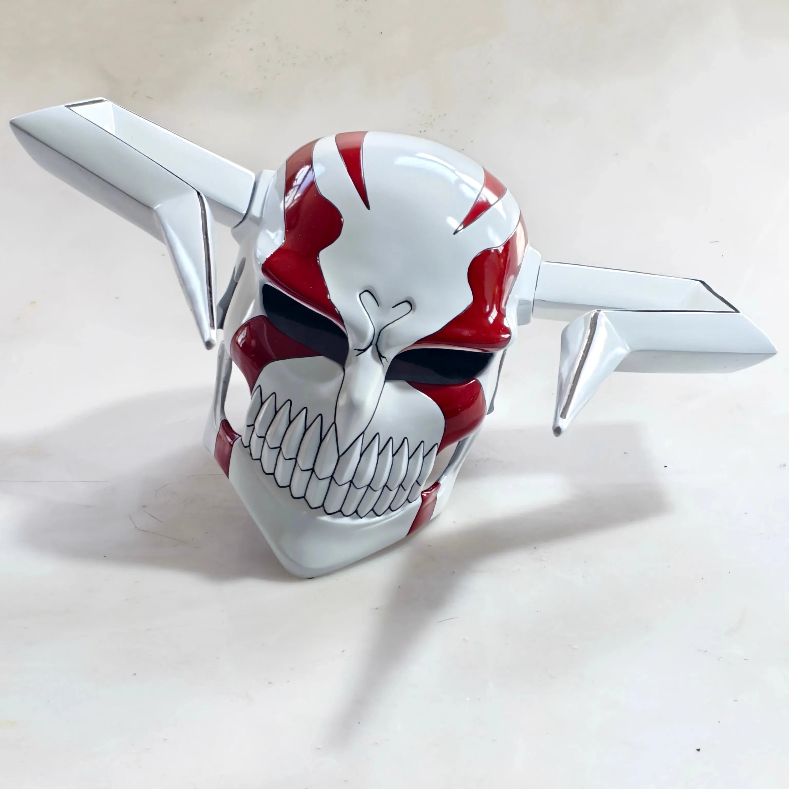 Anime Bleach Kurosaki Ichigo's Cosplay Hollowfication Bull Head Helmet Masquerade Party Resin Mask