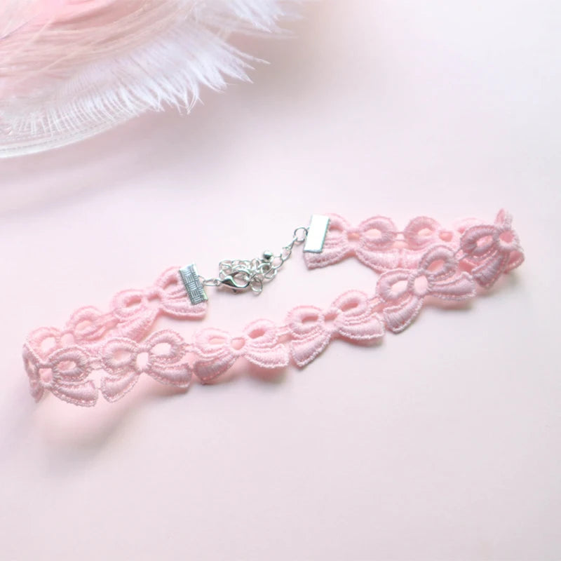 Women's Pink Lace Pearl Pendant Choker