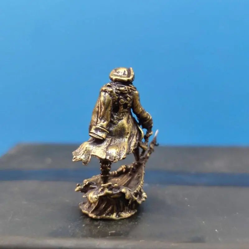 Brass Pirate Monster 1/64 Figurine Miniature Landscape Display Model Mini Figurines Ornaments