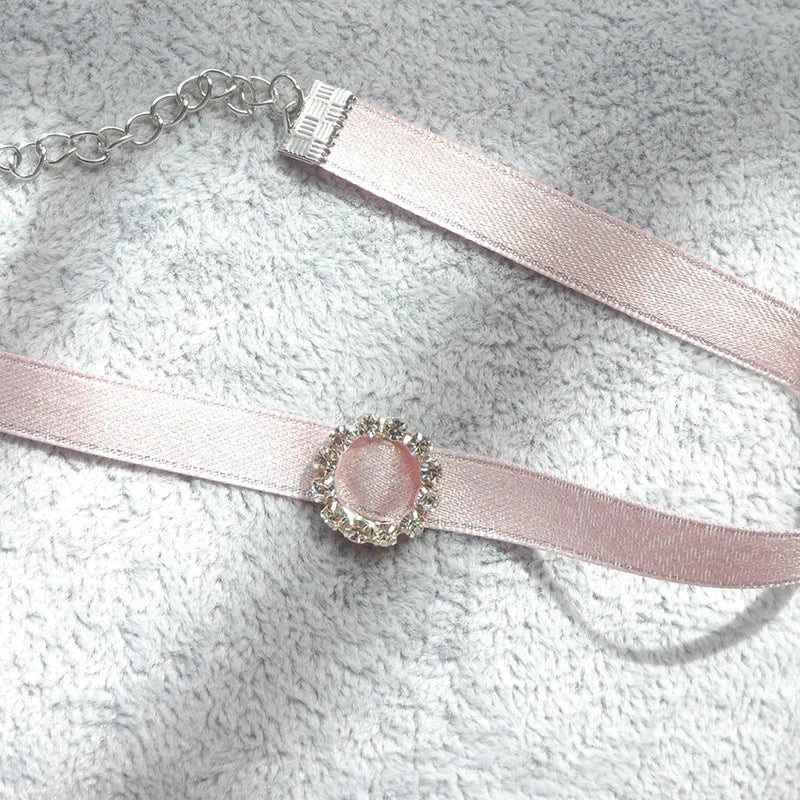 Women's Pink Lace Pearl Pendant Choker