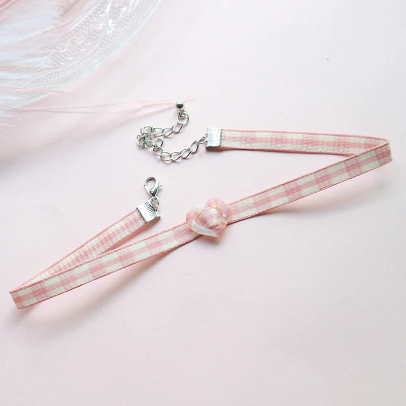 Women's Pink Lace Pearl Pendant Choker
