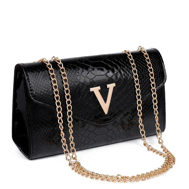 Y2K V-Chain Crossbody Bag
