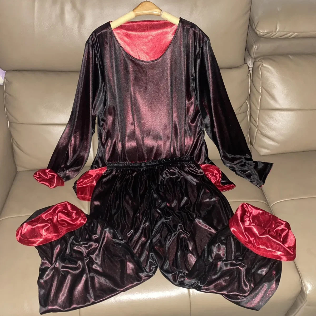 Men Sexy Double Layered Silky Touch Glossy Ice Silk Satin Pajamas 2 pieces Set Women Elastic Soft Loose Top Pants Homewear