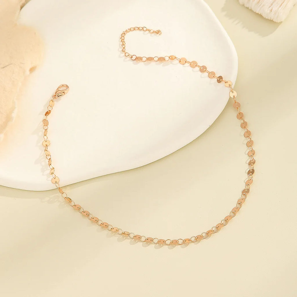 Women's Chokers Necklace Golden Color Round Metal Sequin Collar Short Chain Simple Punk Necklace Trendy Jewelry Gift