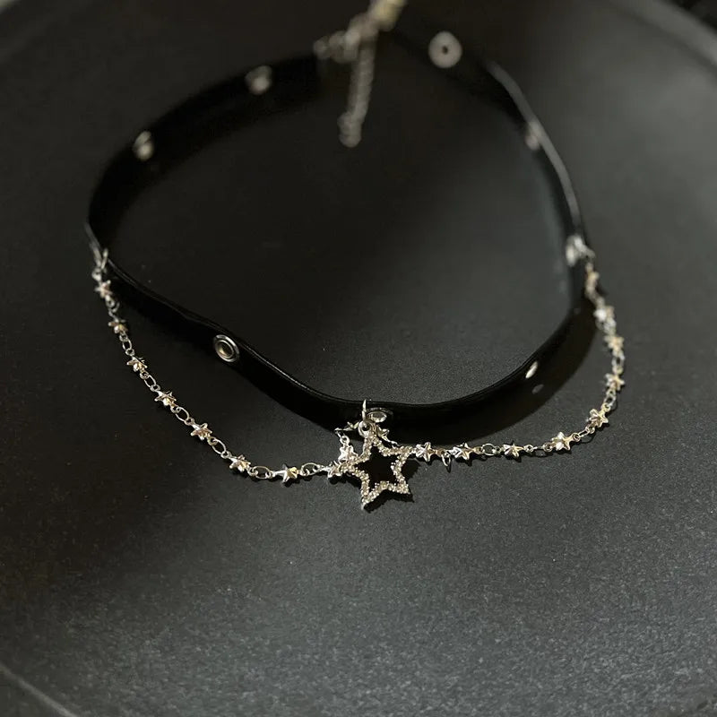 Women's Plush Leopard Star-Pendant Choker