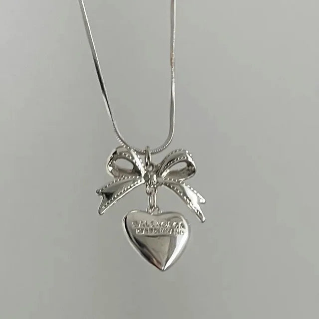 Y2K Bow & Heart Pendant Necklace