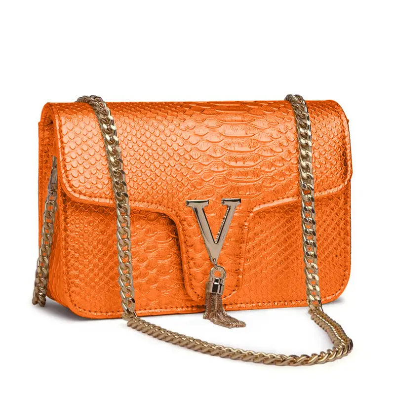 Y2K V-Chain Crossbody Bag