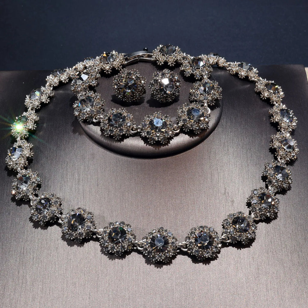 Shiny Fine Black Jewelry Necklace Earrings Bracelet Women's Costume Decoration Set Holiday Wedding Bridal Everyday Gift M-1022