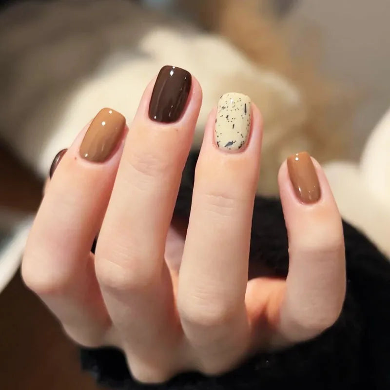 Dopamine-Style Cute Short Press-On Nails – 30 Pieces