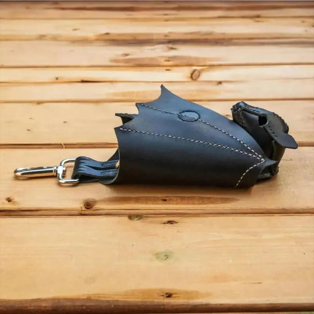 Coin Purse PU Leather Bat Gothic Bag Keychain Change Purse with Foldable Wings for Shopping Travel Work School Events Outdoor