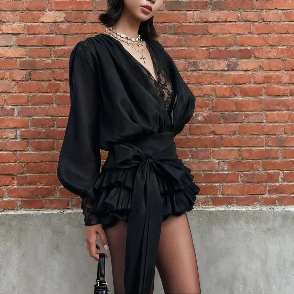 Sexy 2025 Long Sleeved Dress for Women in Autumn, Niche High-end Solid Color Temperament Dress