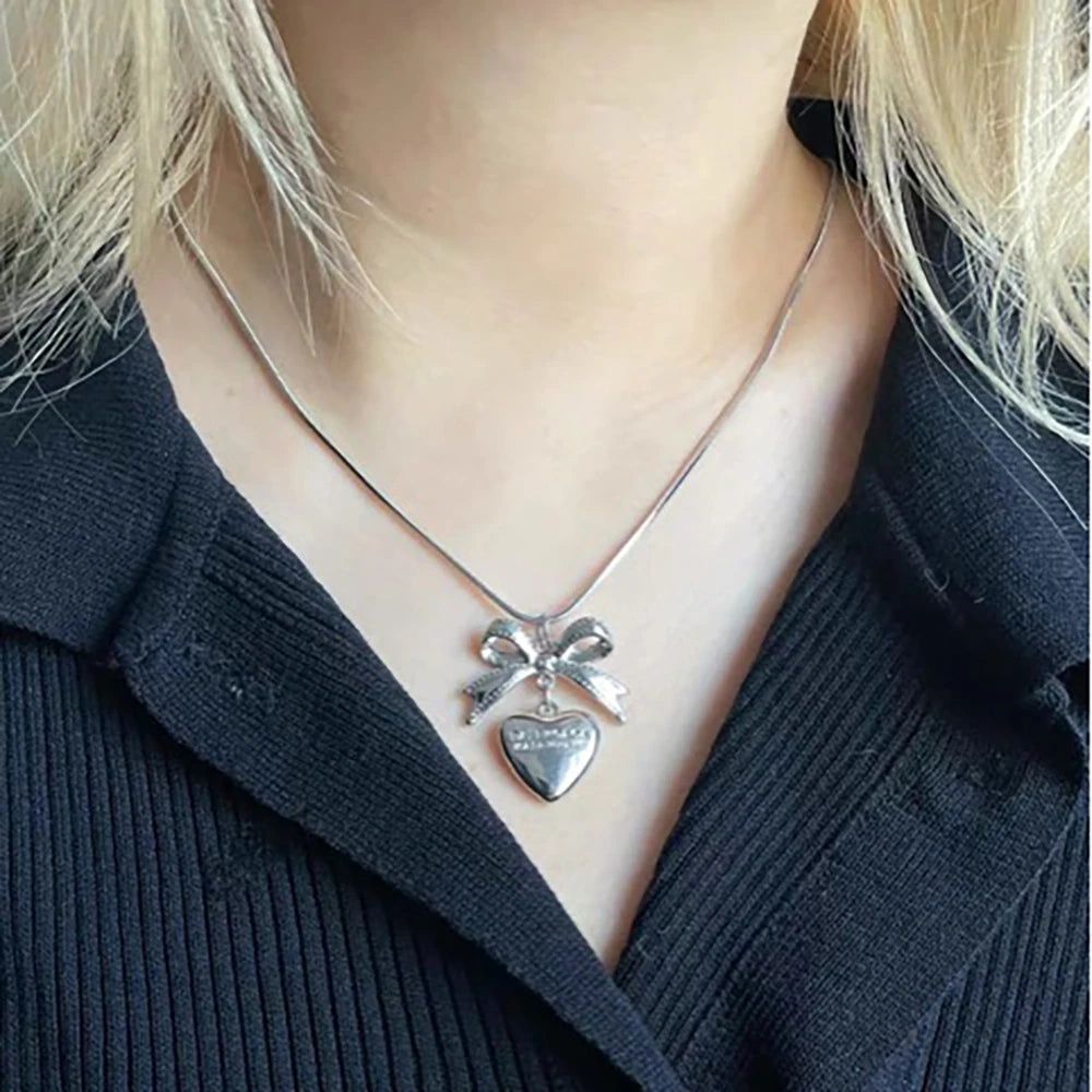 Y2K Bow & Heart Pendant Necklace