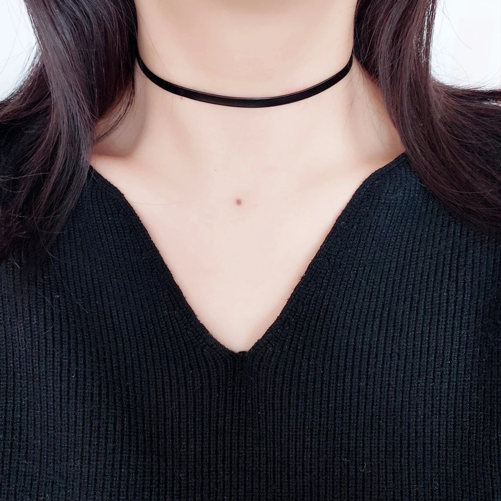Dark punk sexy black PU choker collarbone chain Short Choker neck with collar necklace necklace women's neck accessories