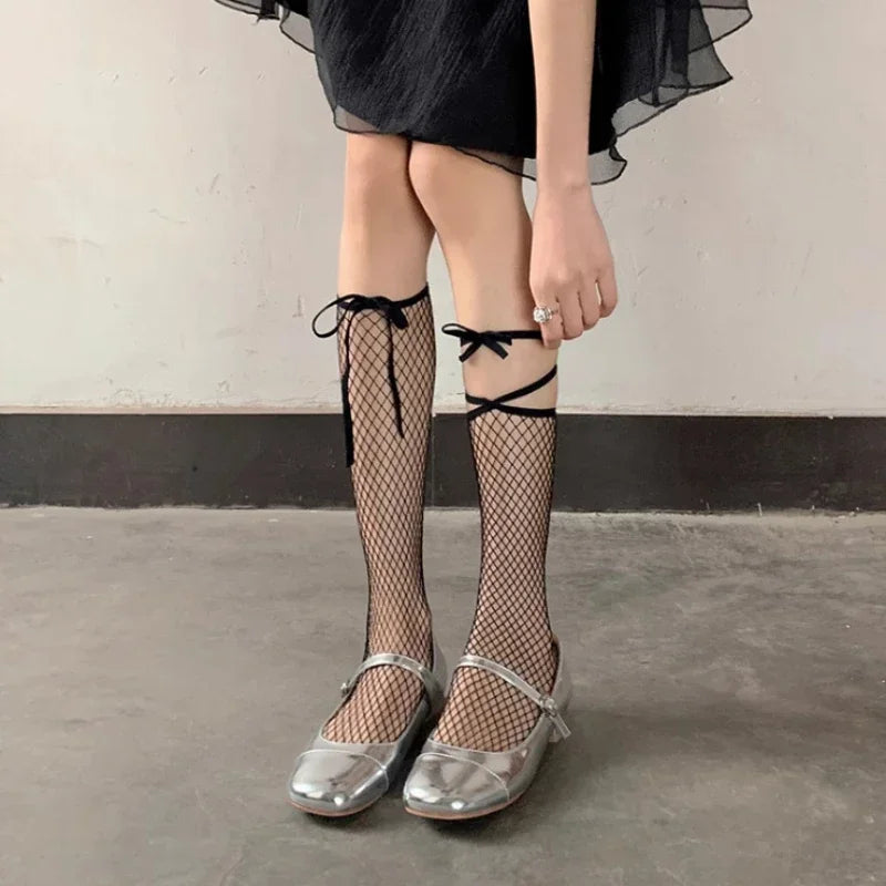 Women Stockings Hollow Out Sexy Lace Mesh Fishnet Stockings Knee Socks Bandage Bowknot JK Girls Black White Long Socks Stockings