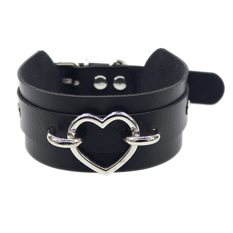 Choker Collar Necklace Woman Black Punk Sexy PU Leather Heart Lock Key Spike Chocker Gothic Cosplay Accessories Party Jewelry